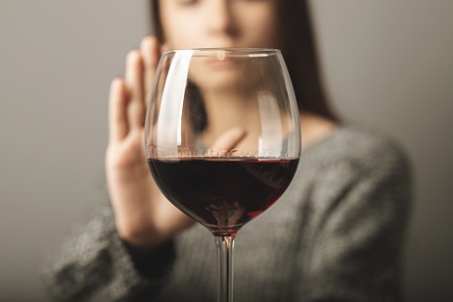 Efectos del alcohol y por qué reducir su consumo – Adeslas Salud y Bienestar