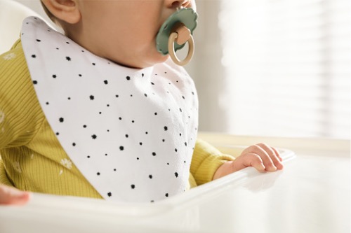 Descubre qué hacer si tu bebé tiene hipo – Adeslas Salud y Bienestar