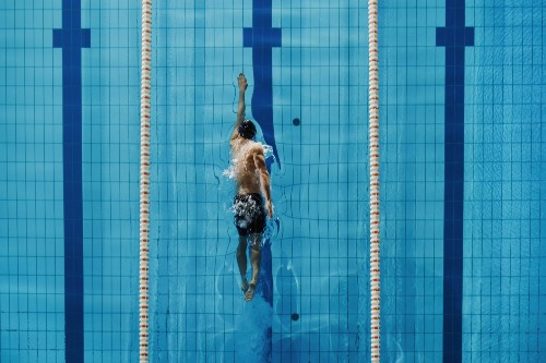 ¿Qué beneficios tiene practicar natación? Adeslas Salud y Bienestar