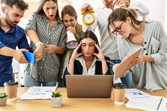 Estresada en trabajo
