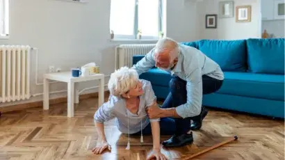 Descubre la importancia de prevenir las caídas en adultos mayores – Adeslas Salud y Bienestar