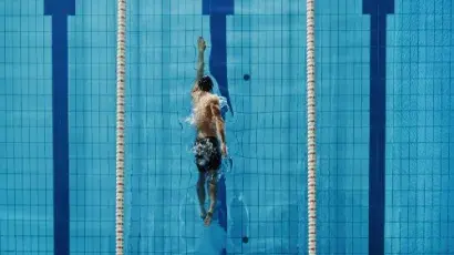 ¿Qué beneficios tiene practicar natación? — Adeslas Salud y Bienestar