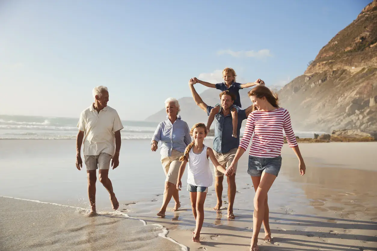 Familia en la playa