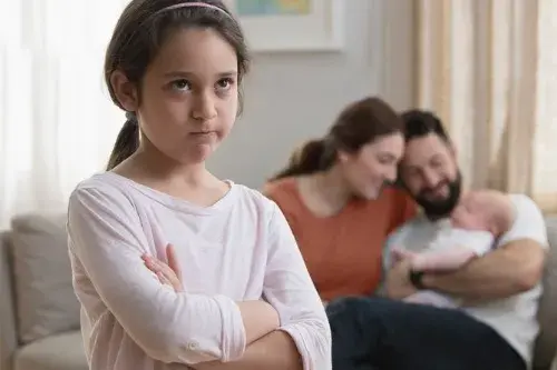Bebé en camino: ¿cómo preparar a los hermanos para su llegada?