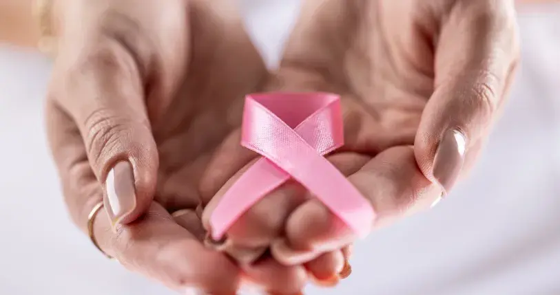 Causas del cáncer de mama: respondemos dudas - Adeslas Causas del cáncer de mama: respondemos dudas - Adeslas